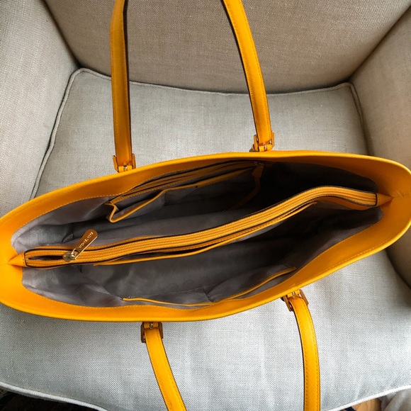 Michael Kors Shoulder Tote Saffiano Yellow Jet Set - Picture 6 of 8